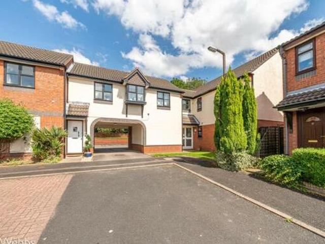 House for sale in Kettlebrook, Staffordshire