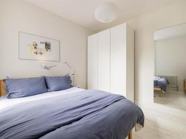 Flat for sale in London Borough of Newham, Greater London