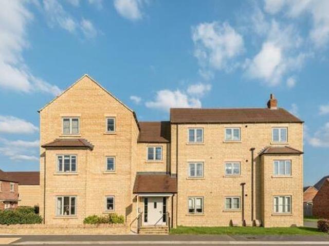 House for sale in Fossebridge, Gloucestershire