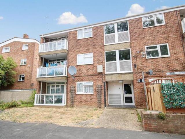 Flat for sale in Lakenham, East Bank