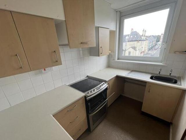 House for sale in Follaton, Strode