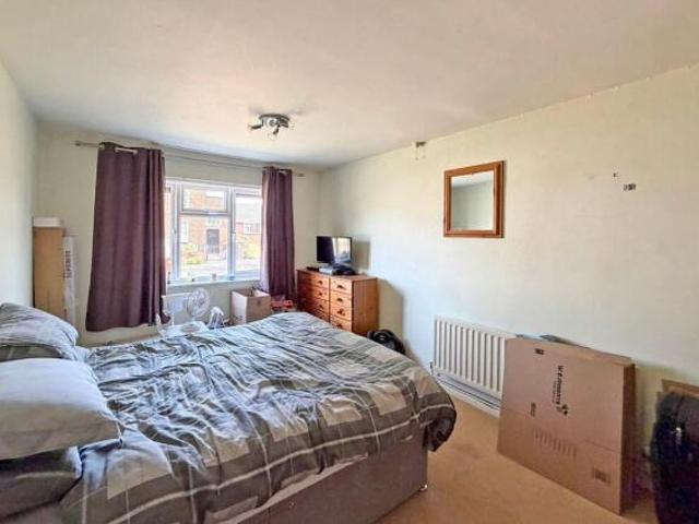 Flat for sale in Tettenhall, West Midlands