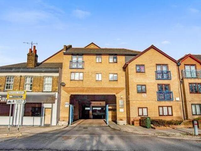 House for sale in Gravesend Town Centre, Gravesham