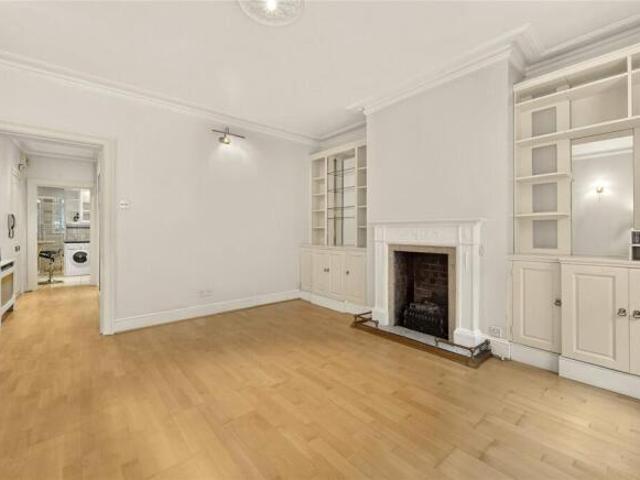 Flat for sale in Cat Hill