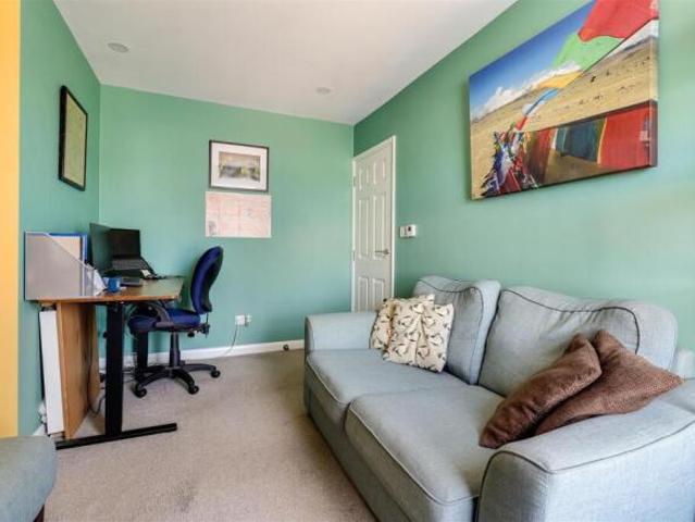 Flat for sale in Chesterton, Arbury