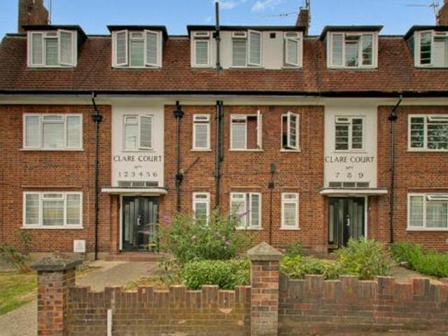 House for sale in London Borough of Ealing, Greenford
