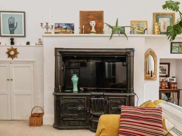 Flat for sale in Grosvenor, Dulcote