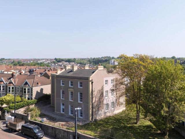 Flat for sale in Grove Park