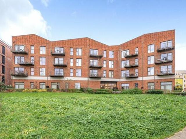 House for sale in Guildford Park, Westborough