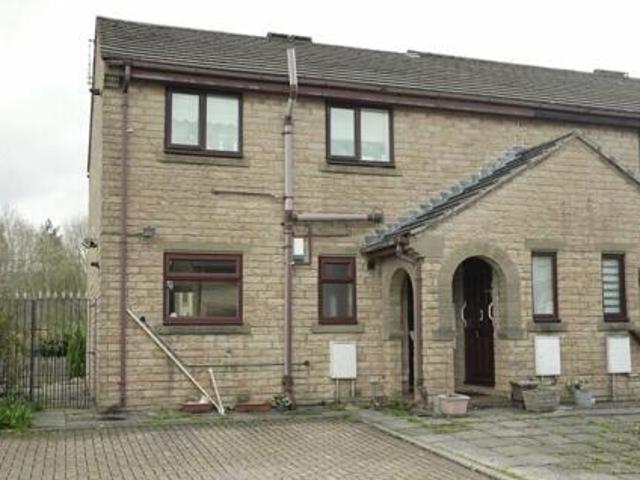 House for sale in Halifax, West Yorkshire