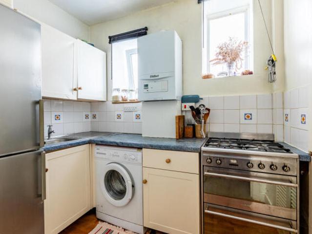 Flat for sale in Feckenham, City Of Bristol