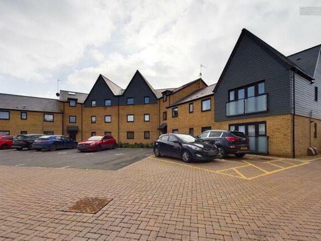 House for sale in Hampton Green, Cambridgeshire