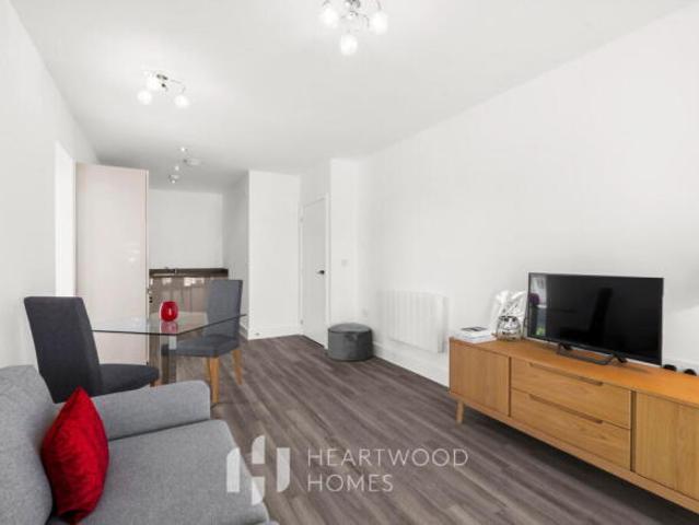 Flat for sale in St Albans, Hertfordshire