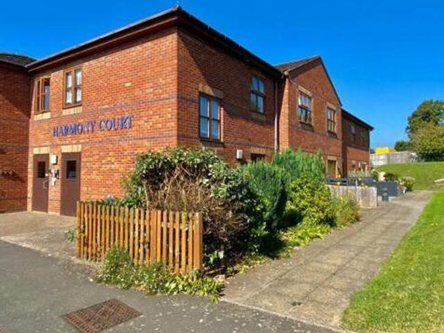 House for sale in Chilvers Coton, Camp Hill