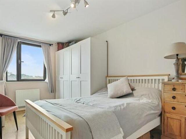 House for sale in Greater London