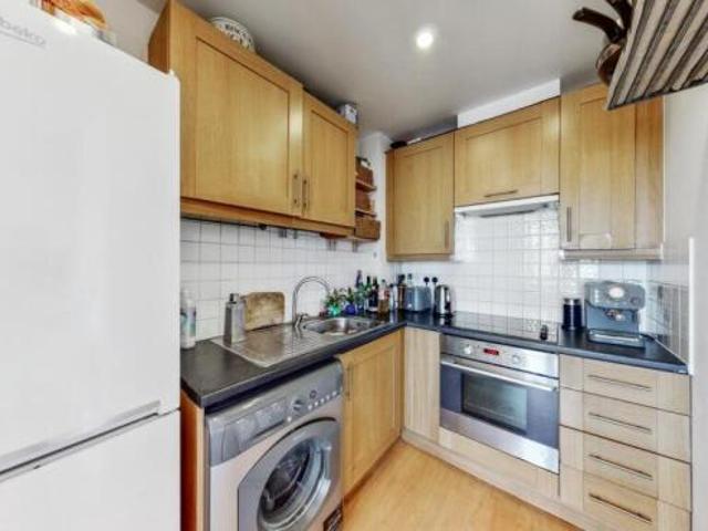 Flat for sale in Greater London
