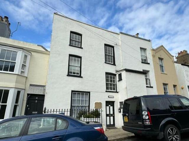 House for sale in Old Town, Guestling Green