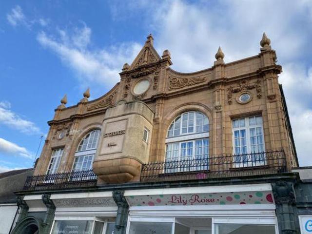 House for sale in Hayle, Cornwall