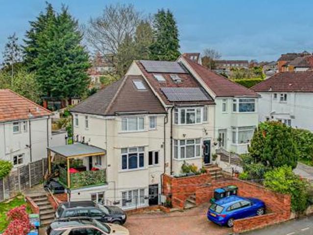House for sale in Pouchen End, Hertfordshire