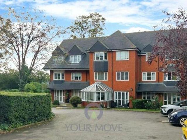 House for sale in The Image, Pouchen End