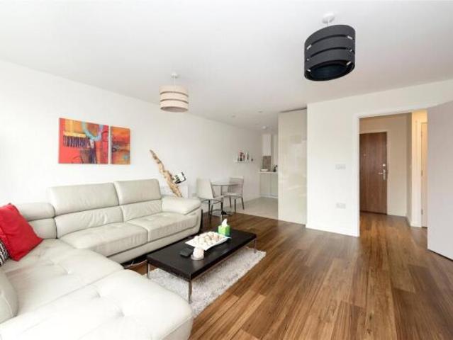 Flat for sale in Bridge, The Bridge
