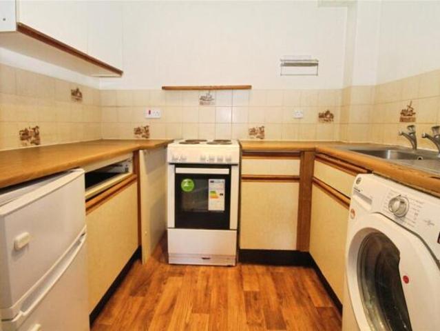 Flat for sale in Barton Stacey, Hampshire