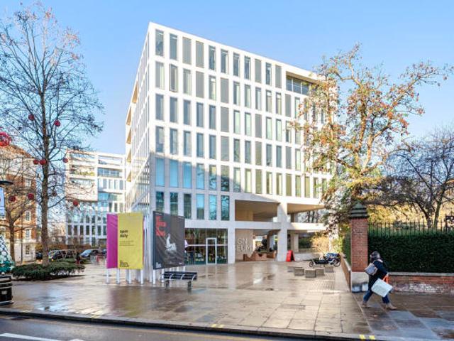 Flat for sale in Cat Hill