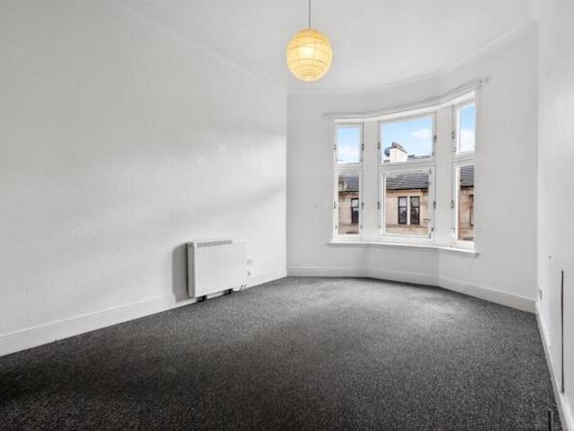Flat for sale in Govanhill, Scotland