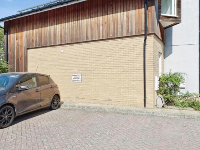 Flat for sale in Martyrs Field, The Bridge