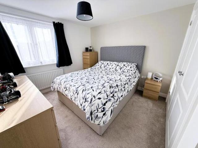 Flat for sale in Swindon
