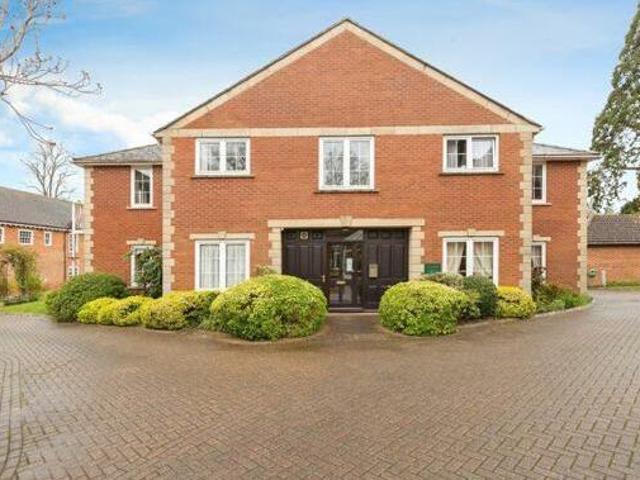 House for sale in Hart, Hampshire