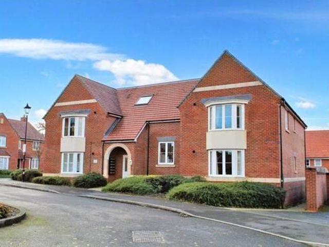 House for sale in Hart, Hampshire