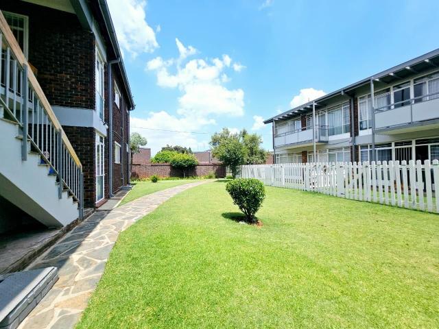 Flat for sale in Roodepoort