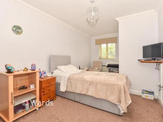 Flat for sale in Bridgefield, Kent