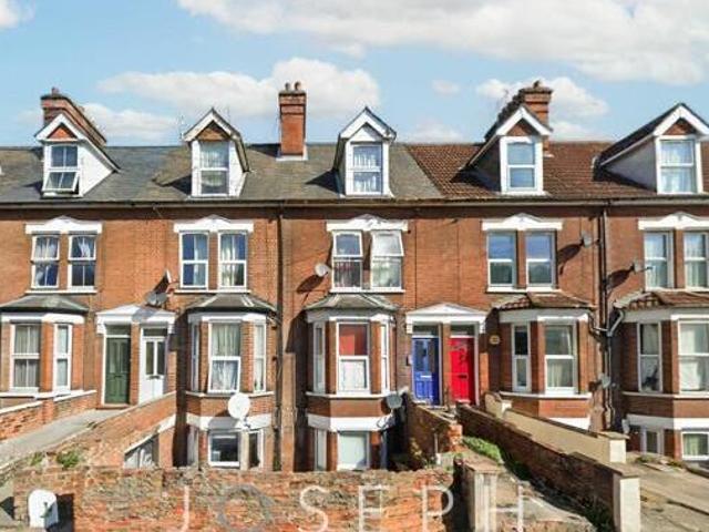 House for sale in Maidenhall, Key Street