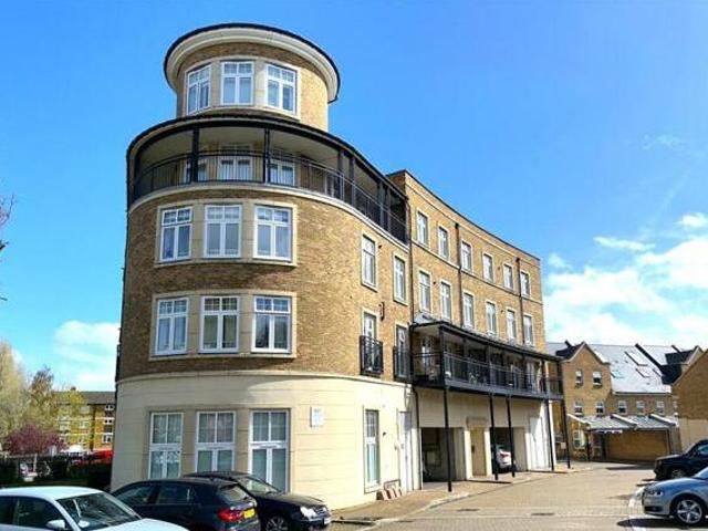House for sale in Bromley Green, Ashford