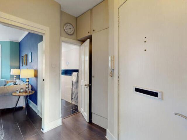 Flat for sale in Thornwood, Glasgow
