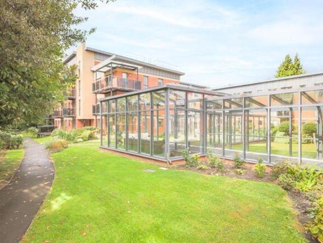 Flat for sale in Gosforth, Tyne And Wear