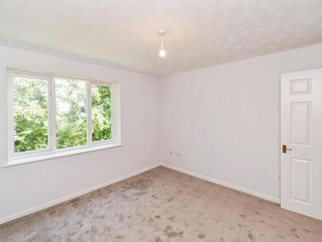 Flat for sale in Maybush, City Of Southampton