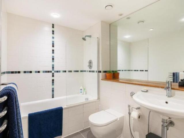 Flat for sale in Broadmead, Feckenham