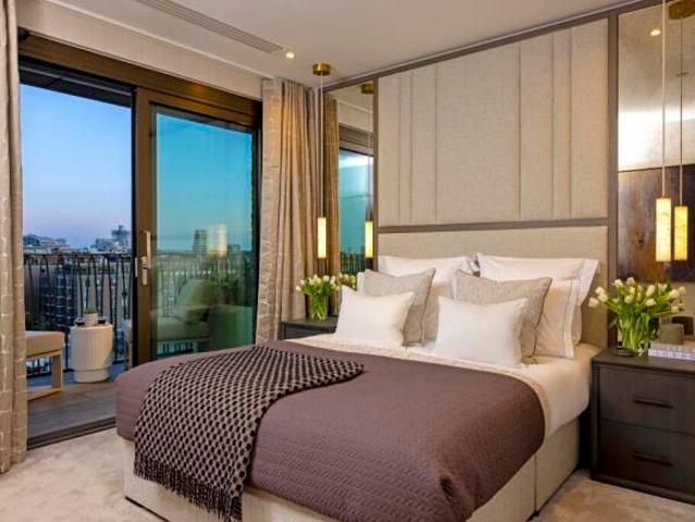 Flat for sale in Cat Hill