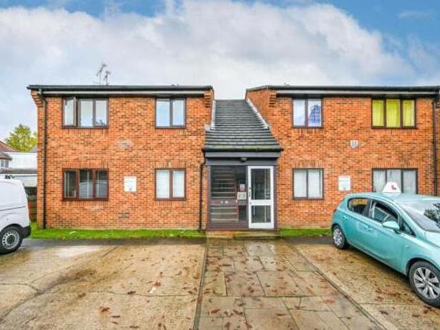 House for sale in Kingston Upon Thames, Greater London