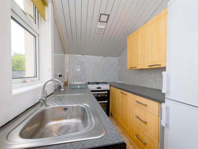 Flat for sale in Blantyre, Scotland