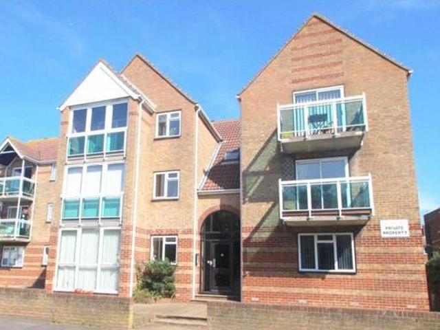 House for sale in Fishersgate, West Sussex