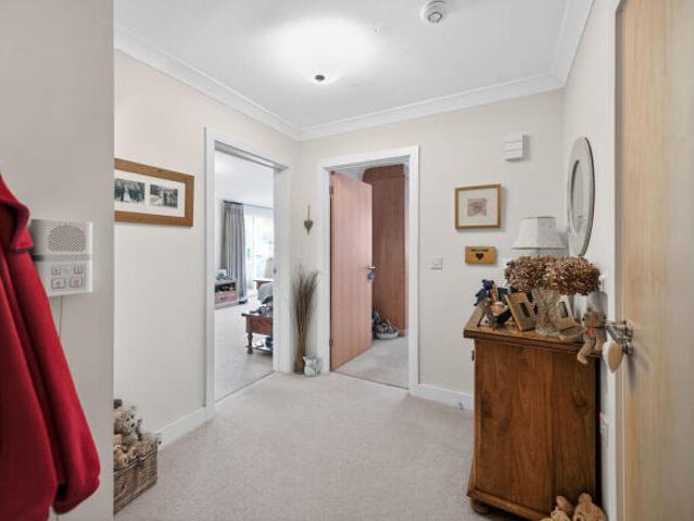 Flat for sale in Evershot, Oxfordshire