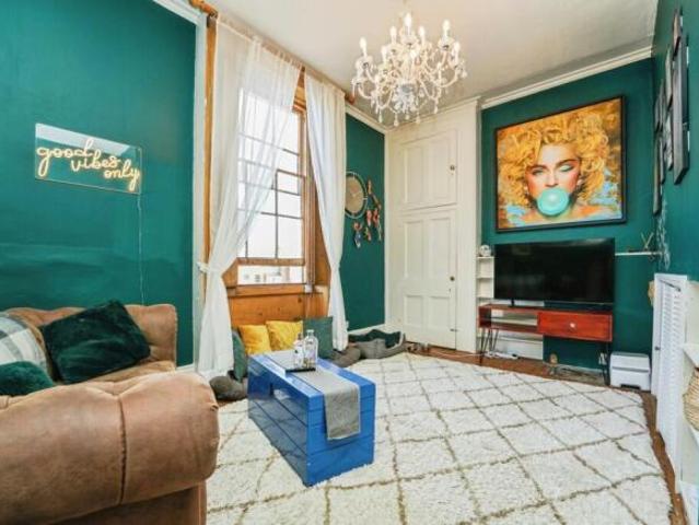 Flat for sale in Warden Hill, Cheltenham