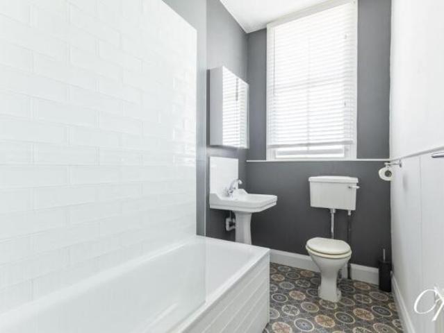 Flat for sale in Montpellier, Golden Valley