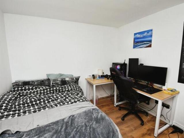 Flat for sale in Boultham, Brayford