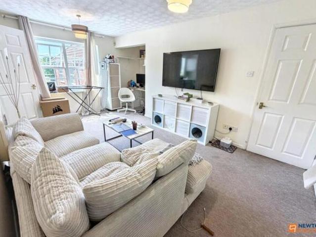 Flat for sale in Peterborough