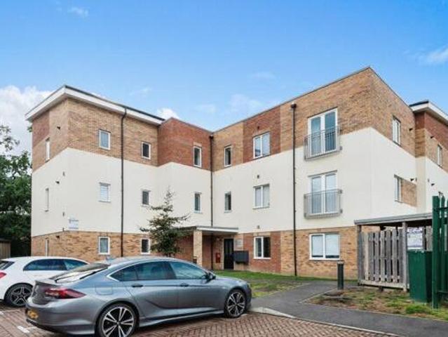 House for sale in Pachesham Park, Surrey